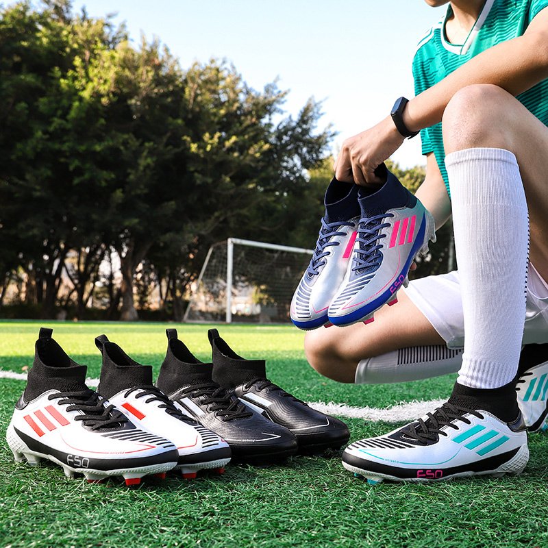 Unisex Size Original Football Boots Ankle Soccer Shoes For Student And Adult