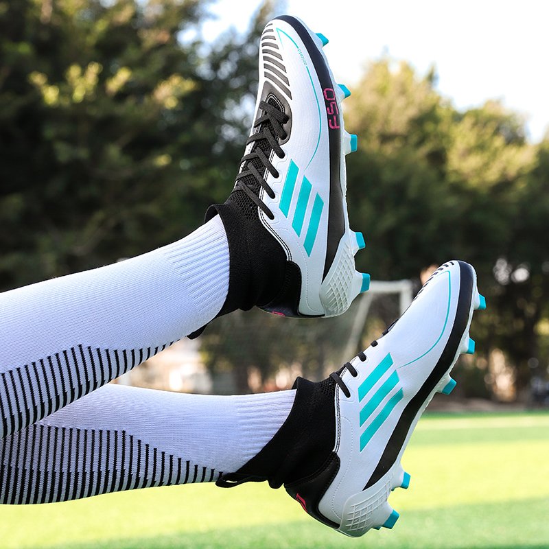 Unisex Size Original Football Boots Ankle Soccer Shoes For Student And Adult