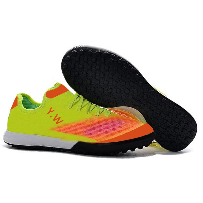 Special Hot Selling Indoor Mens Wholesale Rubber Soccer Shoes Selling Specs Soccer Shoes