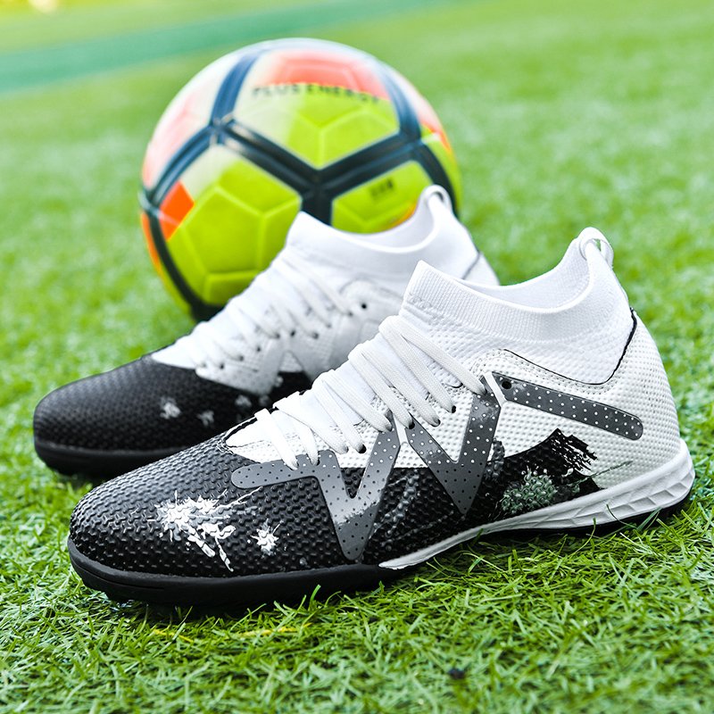 Factory Comfort Unisex High-Performance Soccer Shoes with Durable Anti-Slip Sole for Summer Winter Spring Autumn Training