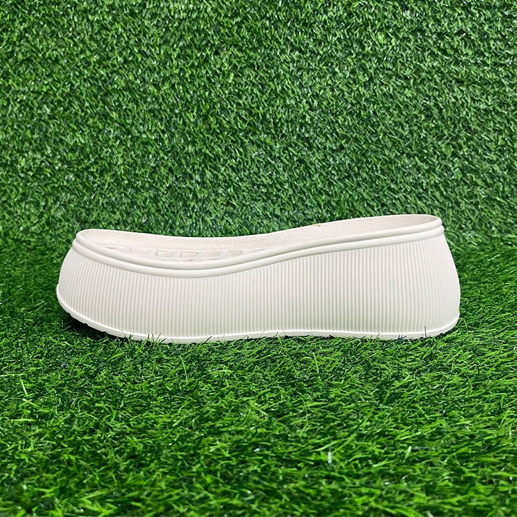 White IP Soles Light-Step Factory Customized Wear-Resistant Non-Slip Environmentally Friendly Materials Enhance Confidence