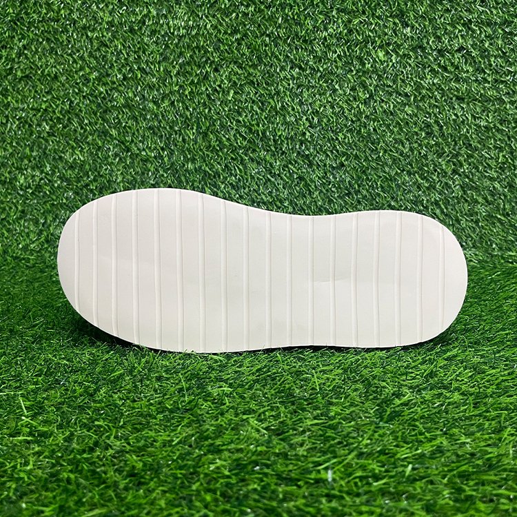 White IP Soles Light-Step Factory Customized Wear-Resistant Non-Slip Environmentally Friendly Materials Enhance Confidence