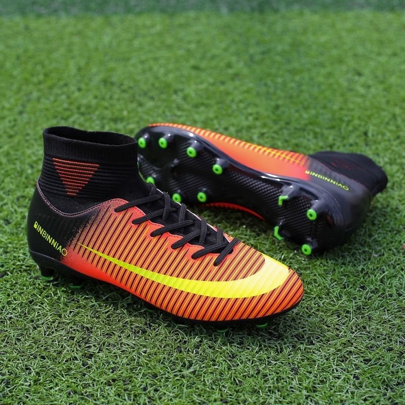Professional AG Training Football Shoes for Men Anti-Slip Long Nails with Broken Nails Design for Turf Soccer Football Training