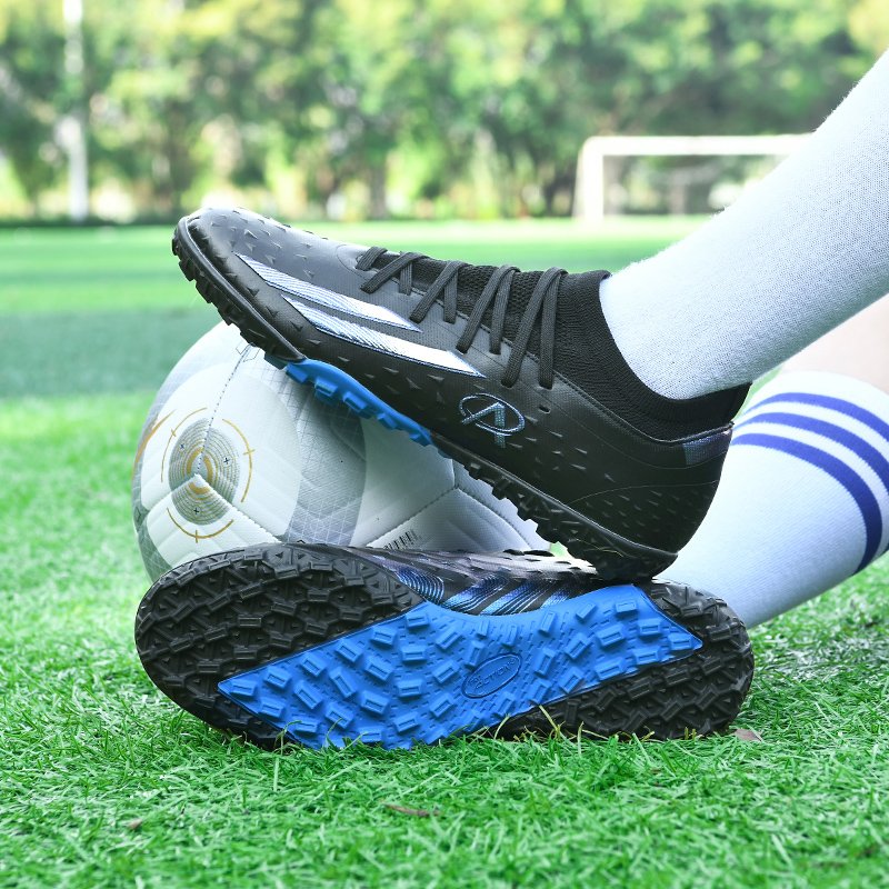 2023 Factory New Soccer Shoes For Men FG/TF Quality Grass Training Cleats Mens Football Boots