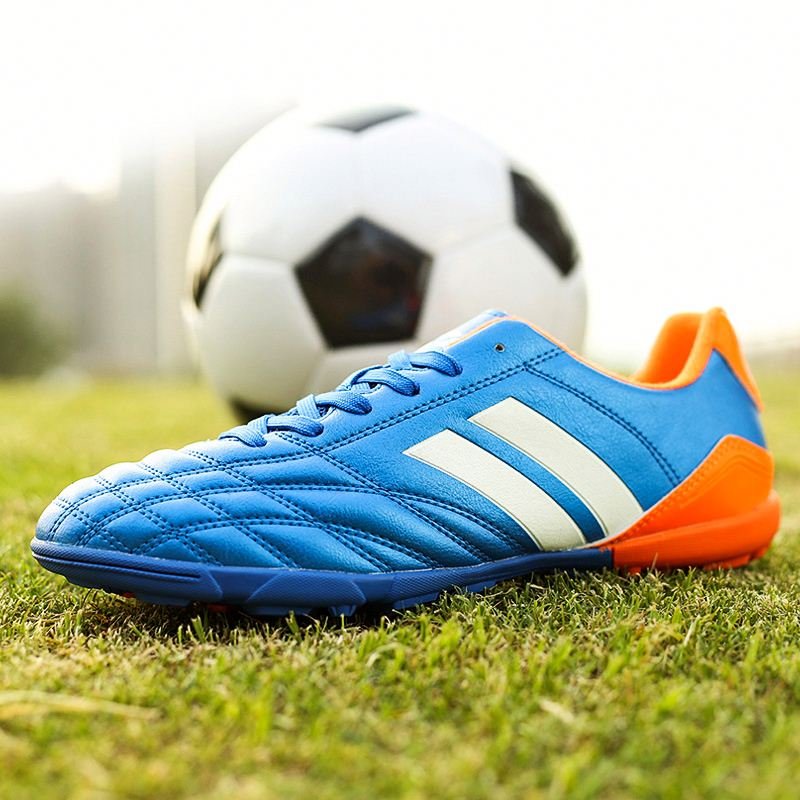 Football Turf Shoes Boots Zapatos Futbol De Cuero Free Delivery Indoor Soccer Shoe Zapatillas New Atletic Men Shoes Sneakers