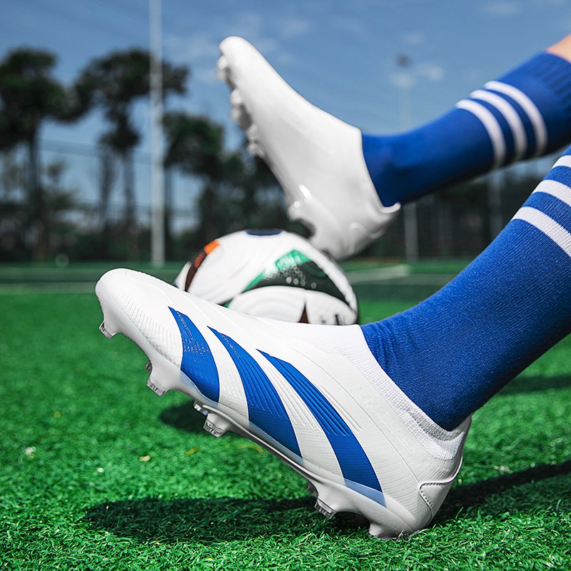 2024 Factory Hot Selling Fashion Men's Grass Training Football Shoes New Football Boots 35-45