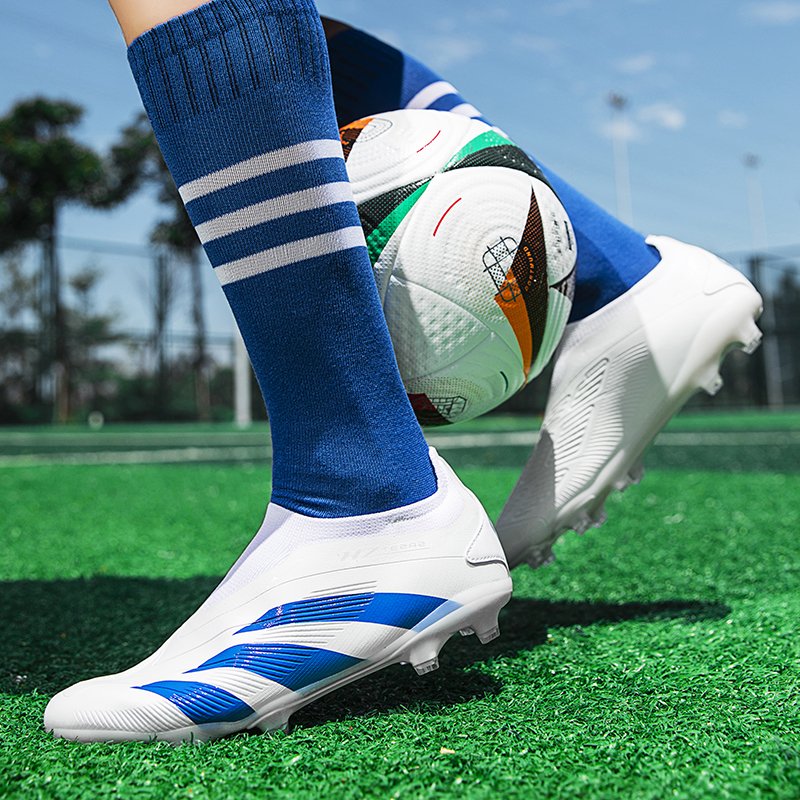 2024 Factory Hot Selling Fashion Men's Grass Training Football Shoes New Football Boots 35-45