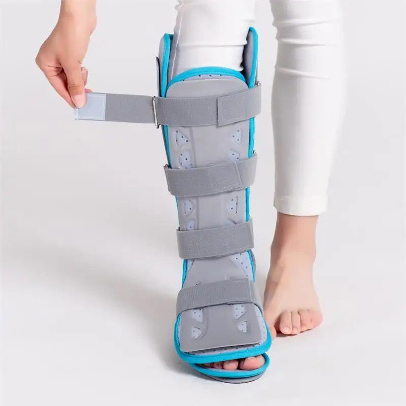 Breathable Ankles Brace Support for Soccer Mesh Insole Material Winter Spring Summer Sports Rehabilitation Shoes with Bracket
