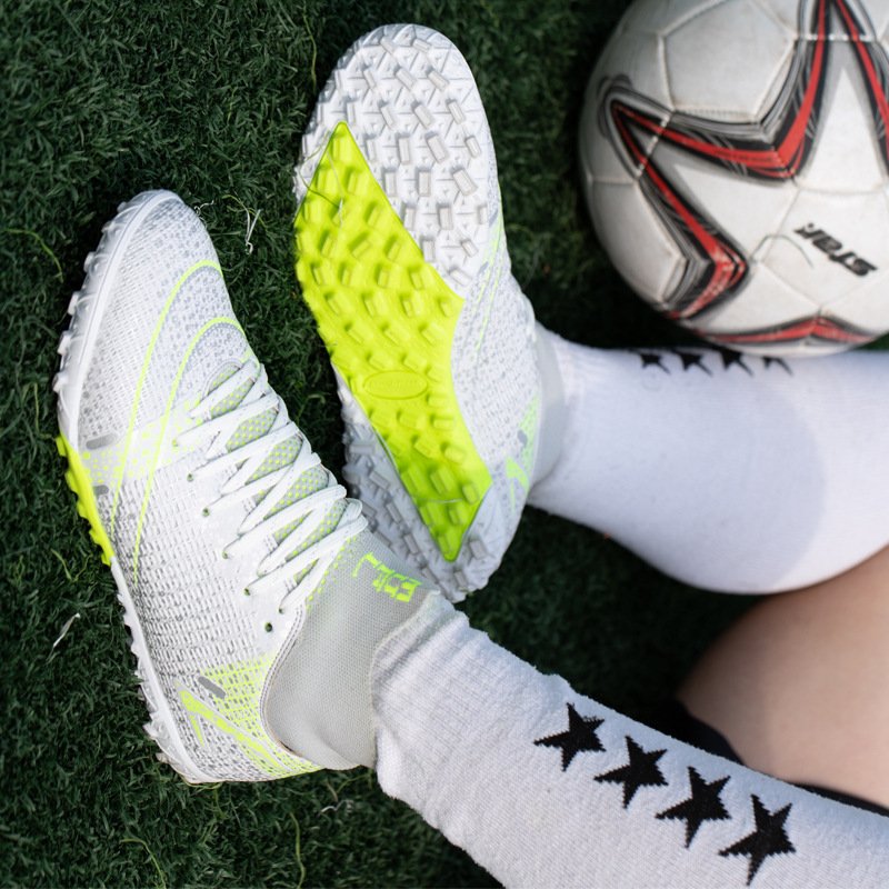 New Soccer Shoes Man Kids Soccer Football Boots Customize Football Shoes Sale Wholesale Men Summer Cheap Chinese Mesh Hot Spring
