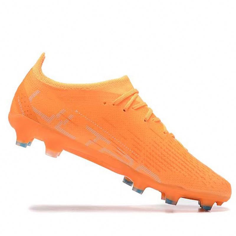 Professional Comfortable Plush Lining Soccer Shoes for Youth Boys Retro Style Walking Shoes Cushioning Firm Ground Autumn Season