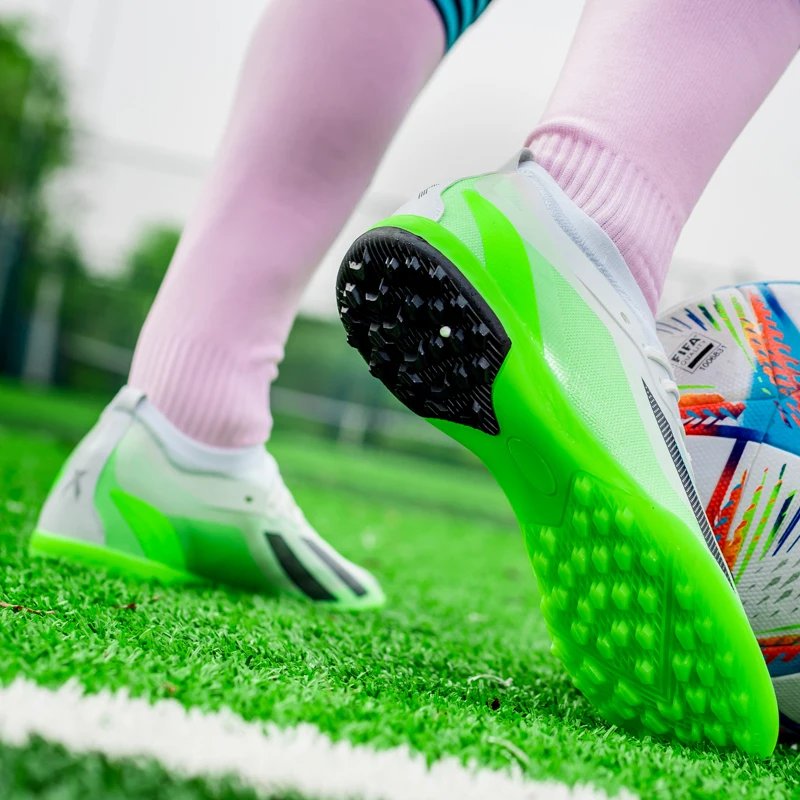 Men Soccer Shoes Turf Futsal Society Football Boots Training Sports Football Shoes Professional Cleats Sneakers