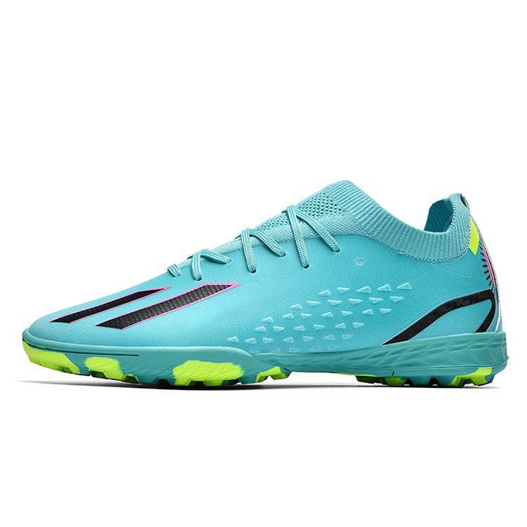 MT Custom Factory Wholesale OEM High Quality Professional Indoor Turf Sport Football Soccer Boots Futsal Shoes Mens
