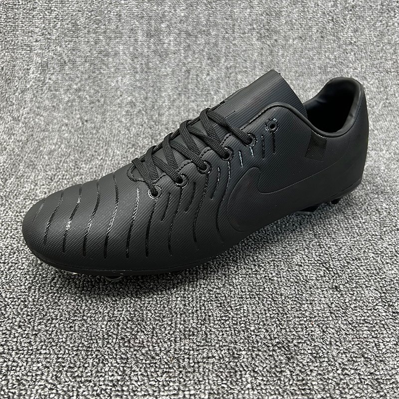 Mammon 2023 New Design Professional Adult Sport Krampon Futbol Rubber Outsole Men Football Shoes Indoor Outdoor Soccer Shoes