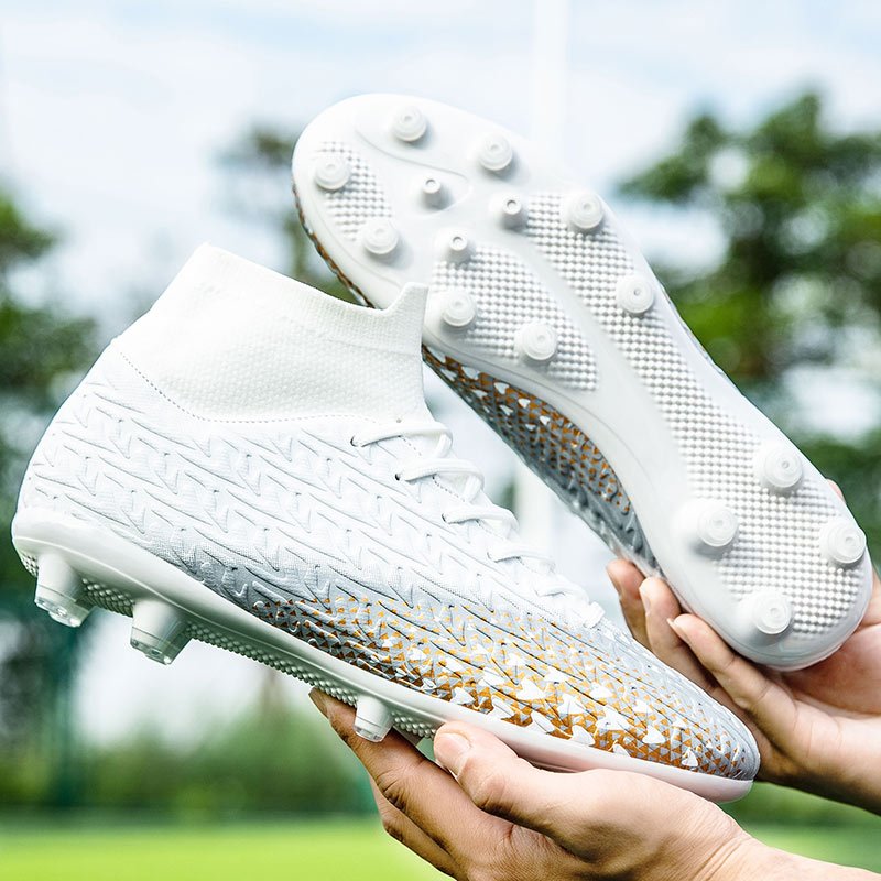 Fashion Shoes Men Football Shoes Original Professional Soccer Shoes Popular Design Football Soccer Boots