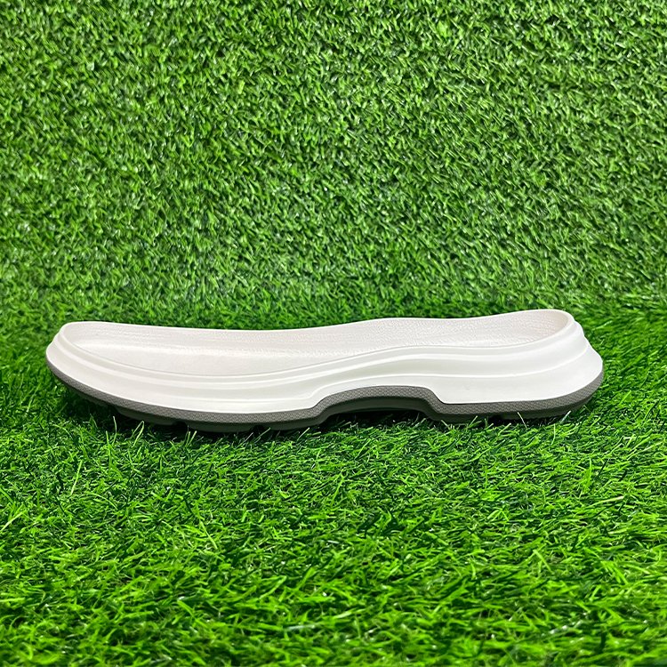 Factory Customized LOGO Ultra-Lightweight Two-Color Design Super Soft IP Casual Sole