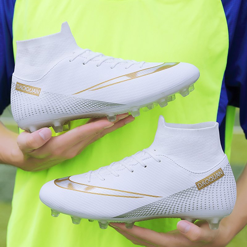 Most Popular Brand High Quality Professional Breathable Outdoor Men Soccer Shoes Wholesale Women Comfortable Football Shoes