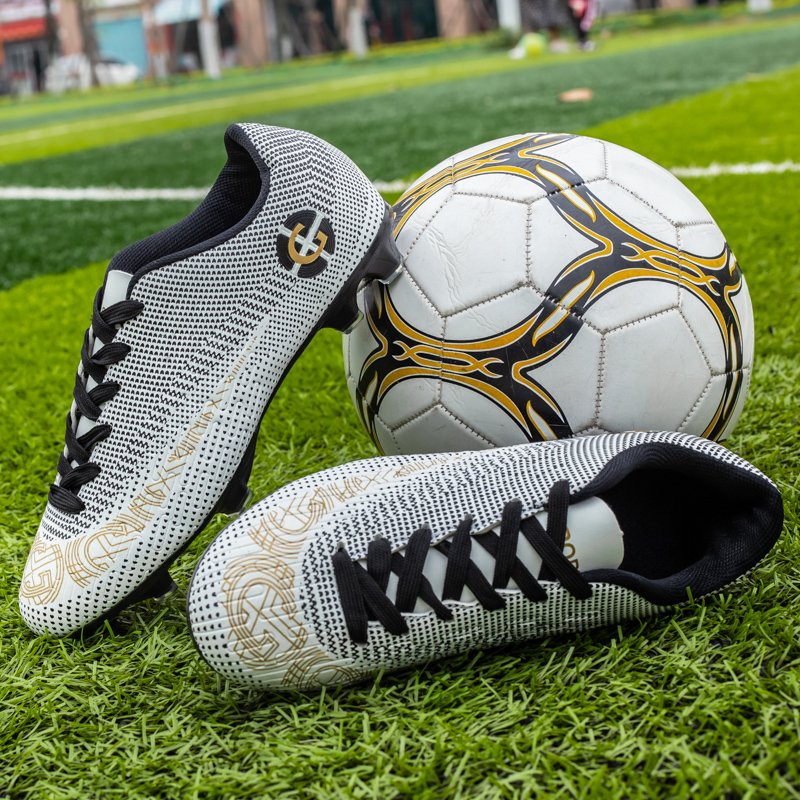 New Arrival Wholesale Outdoor men's Soccer Shoes High Quality Football Boots Low Cut Cleats Training Sport Sneakers Indoor