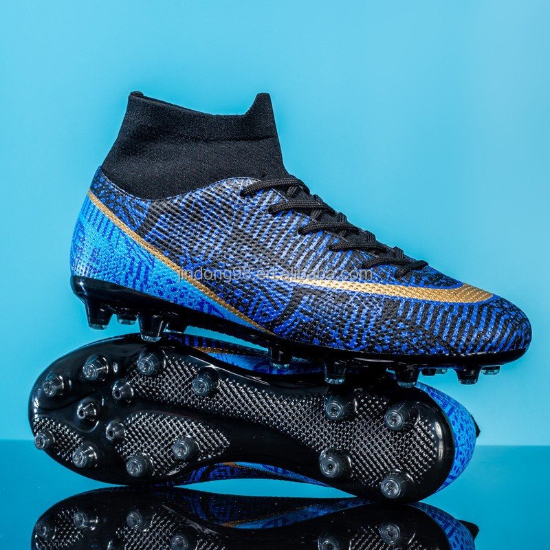 China Sports Kids Football Shoes from Size 28-45 Indoor Cleats Soccer Shoes with Genuine Leather Lining Manufactured for Boys
