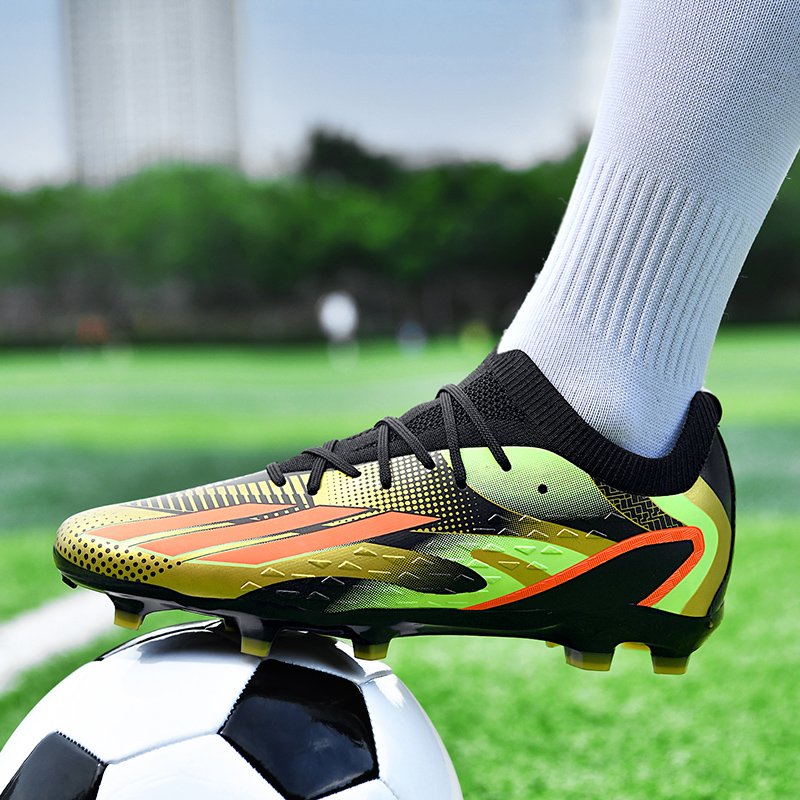 Made In China Superior Quality Wholesale Sports High Ankle Outdoor Soccer Shoes For Men