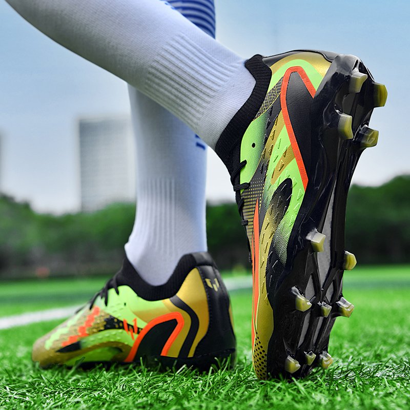 Made In China Superior Quality Wholesale Sports High Ankle Outdoor Soccer Shoes For Men