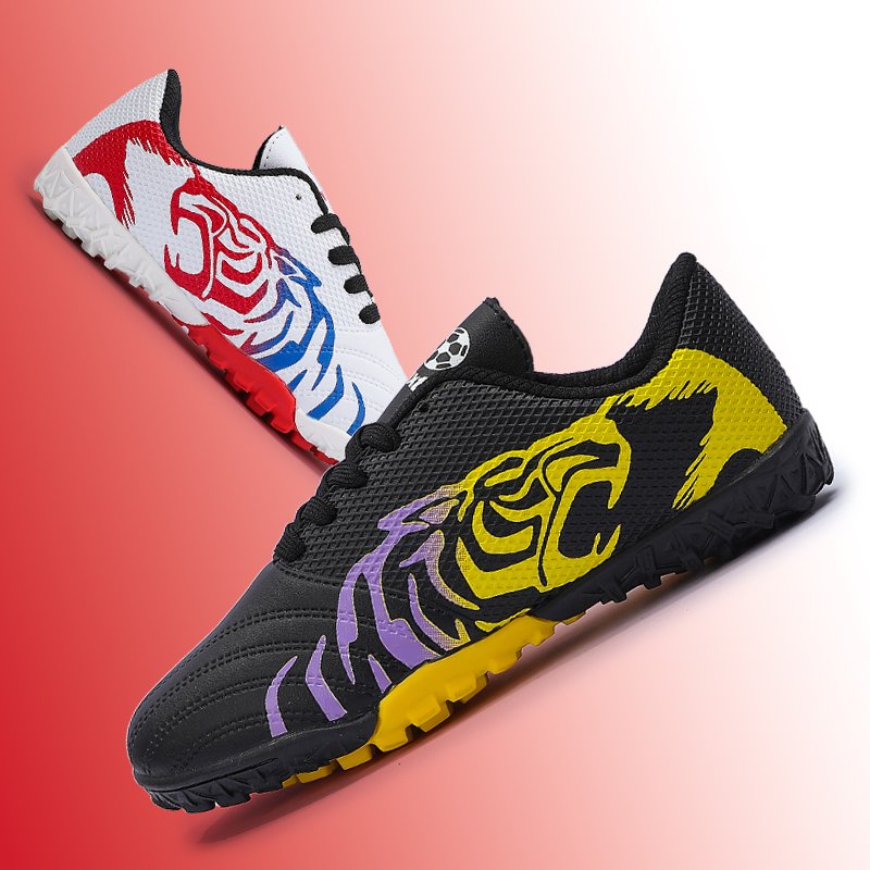 Soccer boots boys and girls students crushed spikes professional training shoes artificial grass