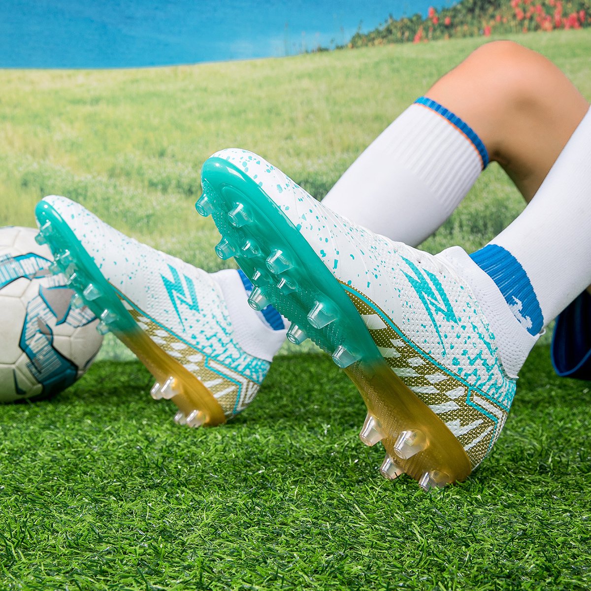 Fashionable Anti-Skid Turf Football Boots Quick-Drying Lightweight Durable for Outdoor Summer Soccer Winter Spring Autumn Sports