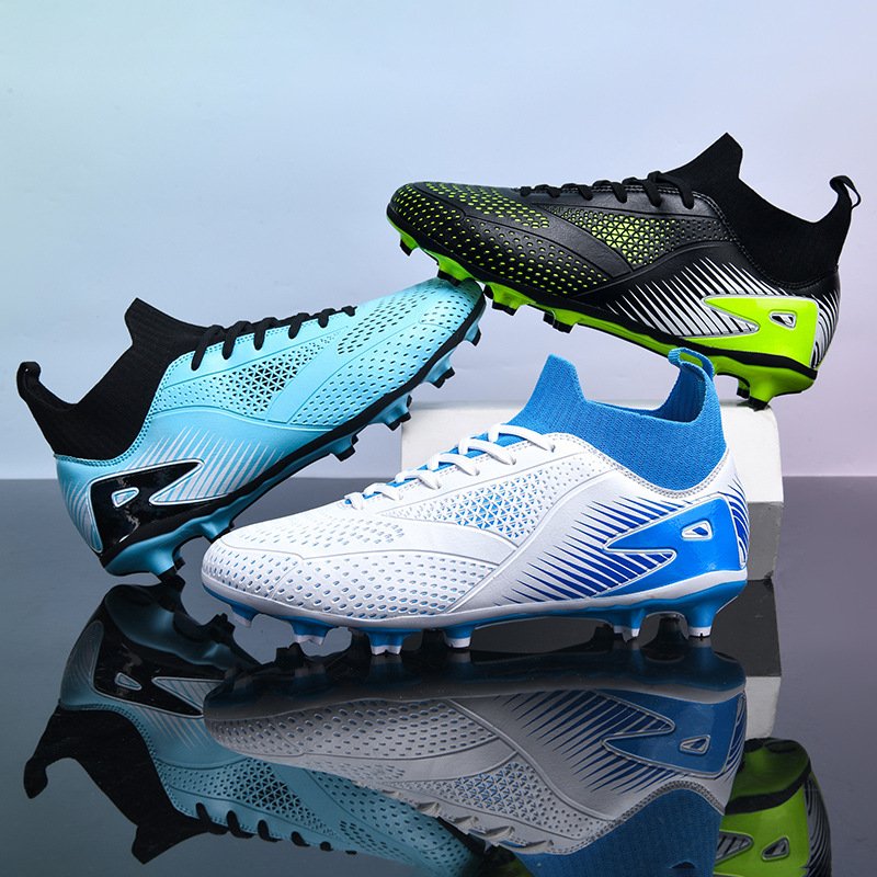 2024 Men football boots wholesale four seasons breathable soccer shoes
