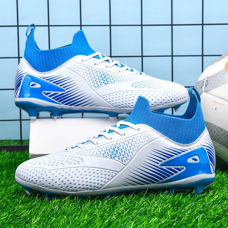2024 Men football boots wholesale four seasons breathable soccer shoes