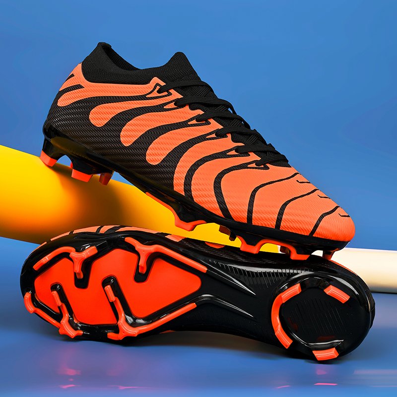 Low Cut Outdoor/Indoor Soccer Sport New Arrival Wholesale Hot Selling Fashion Futebol Match Running Man Women Football Shoes