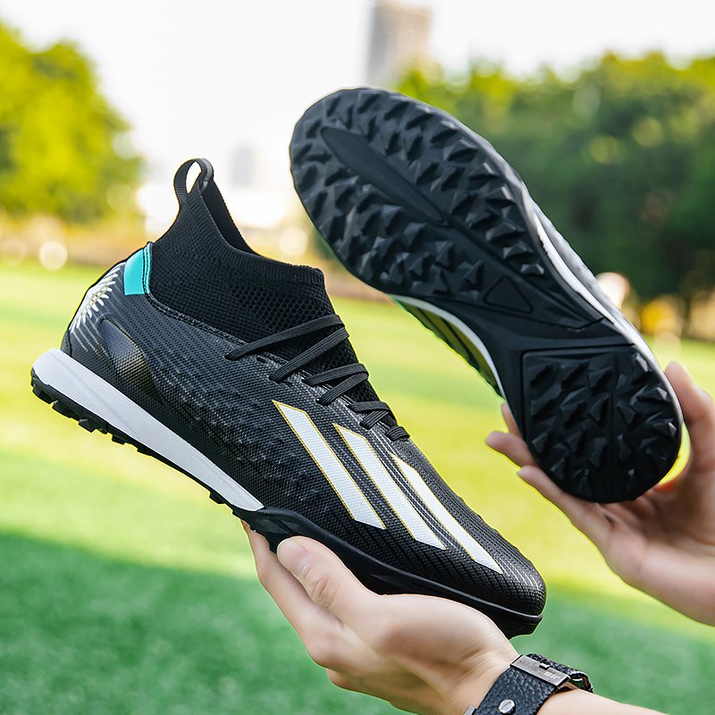 Wholesale Comfortable Mid Cut Boots Football Soccer Shoes Sport Football Classical Non-slip sole Soccer Shoes