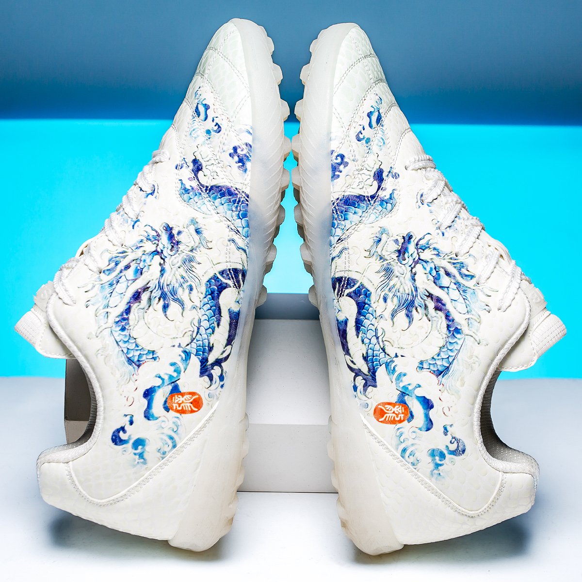 Professional High Top Cloud Running Sneakers Adults Winter/Summer Soccer Shoes Anti-Slip Wear-Resistant Feature Long Lasting