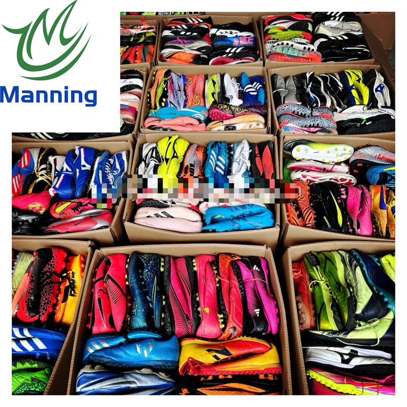 Manning Used International Branded Soccer Shoes Bale for Men Wholesale Second Hand Football Shoes Stock High Quality in Bales