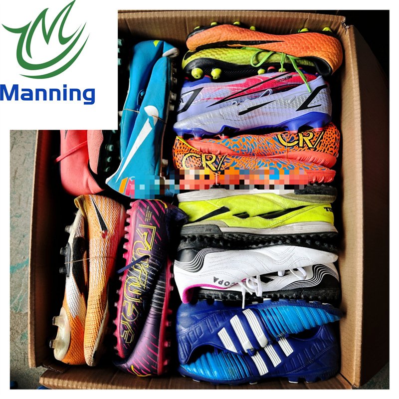 Manning Used International Branded Soccer Shoes Bale for Men Wholesale Second Hand Football Shoes Stock High Quality in Bales