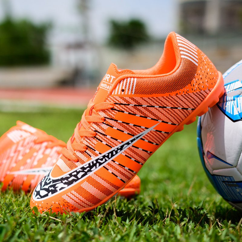 Hot Sale New Design Mens Athletic Shoes No Brand Soccer Shoes