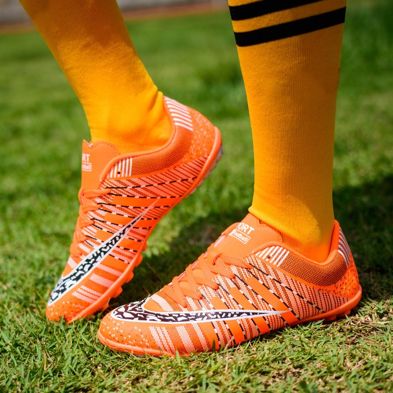 Hot Sale New Design Mens Athletic Shoes No Brand Soccer Shoes