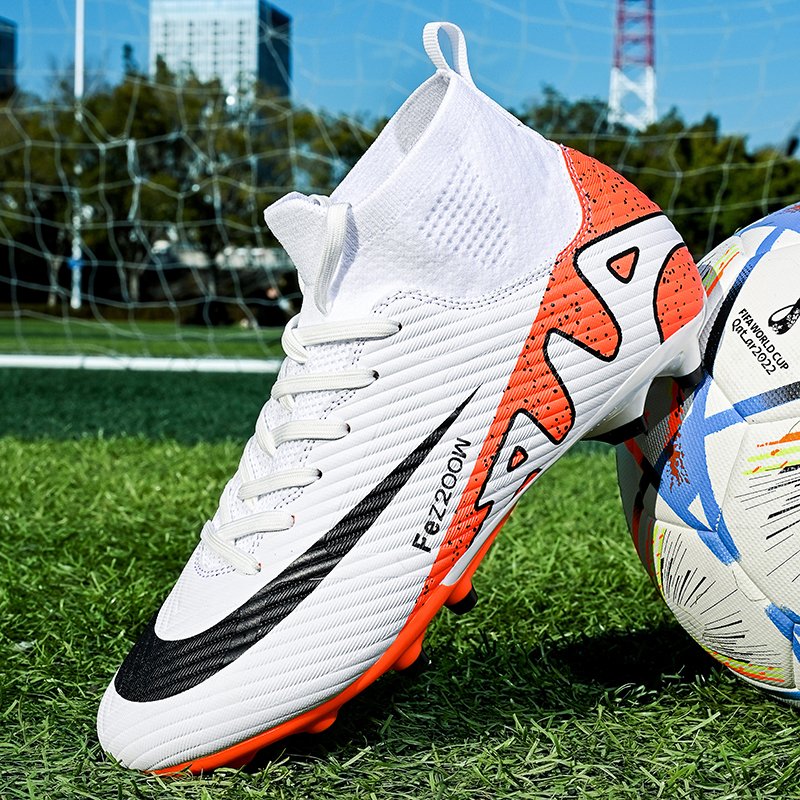 2024 Men's Soccer Shoes High Quality Customizable Football Studs Direct Factory Wholesale for Summer and Winter Use