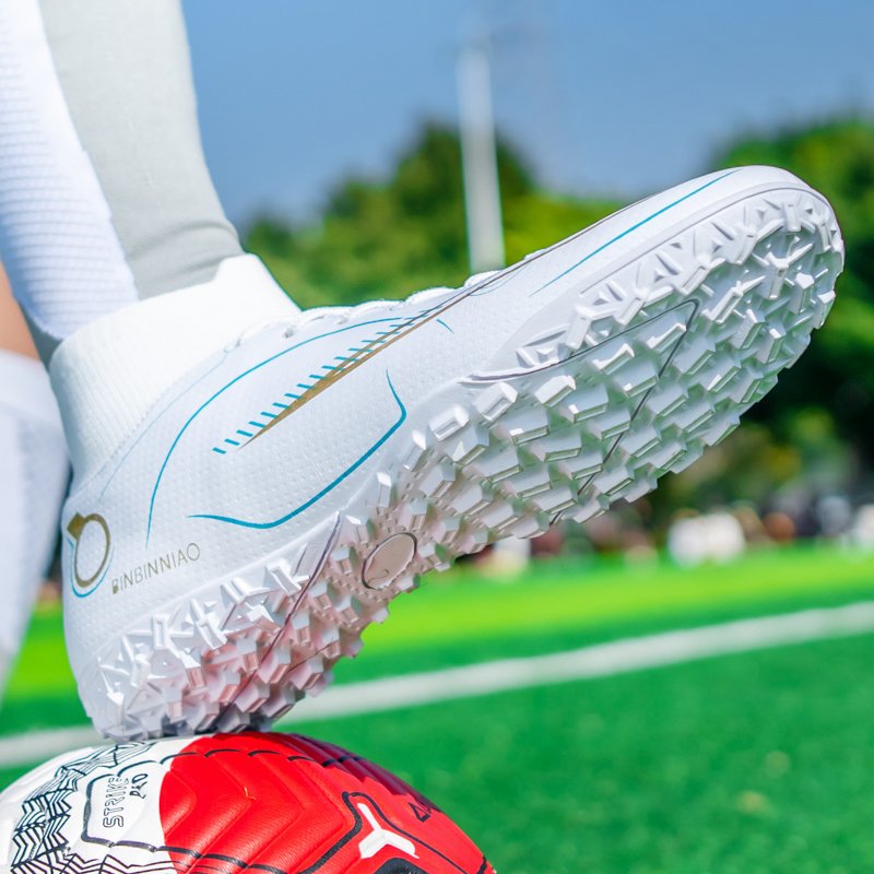 2023 New Arrival Wholesale Outdoor men's Soccer Shoes High Quality Football Boots Low Cut Cleats Training Sport Sneakers Indoor