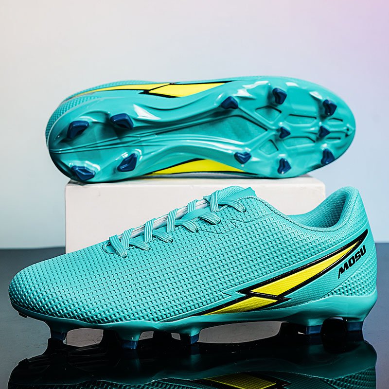 High Quality Men Cleats Football Boots Anti-slip Grass Training Match Futsal Women Men Sports Soccer Shoes