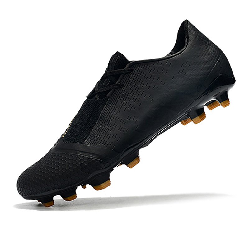 Bulk sale long spike football shoes high quality professional sport shoes cleats for men
