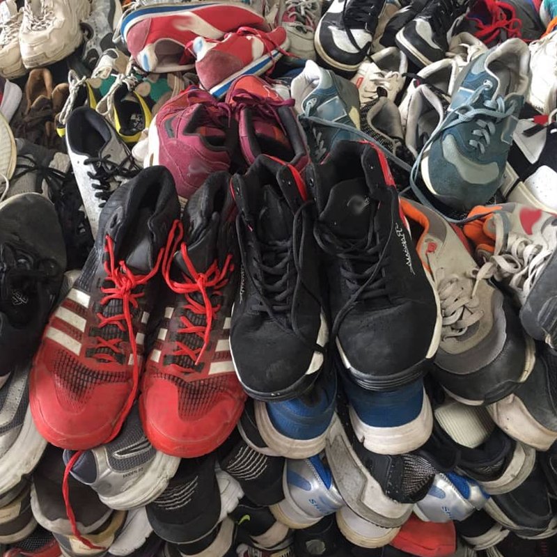 Wholesale Men Thrift Uk 45kg-50kg Sneakers Used Sport Basketball Football shoes Branded Original Second Hand Shoes Bulk