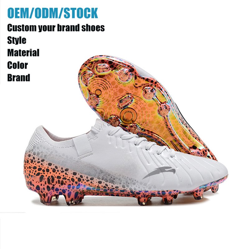 Soccer Shoes Men Professional soccer cleats Comfortable Cleats Men Outdoor soccer boots Football Boots For Men