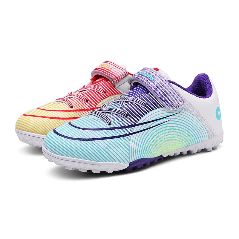 Youth low top training football shoes children's campus actual combat football boots can be customized wholesale soccer shoes