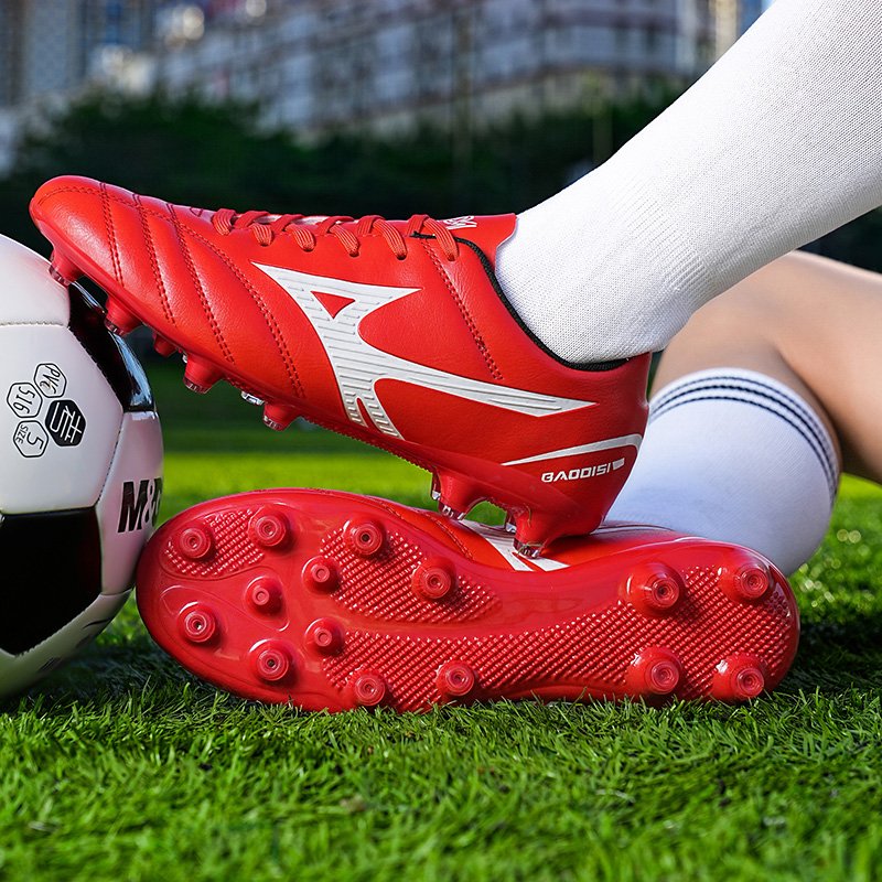 2024 New Style Men's Soccer Sports Shoes Hot Sale Customized Football Sneakers High Quality Breathable Indoor Season Rubber EVA
