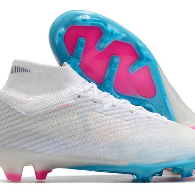 High Quality Hot Selling Fg Football Shoes Sports Breathable Soccer Shoes Professional Running Sneakers