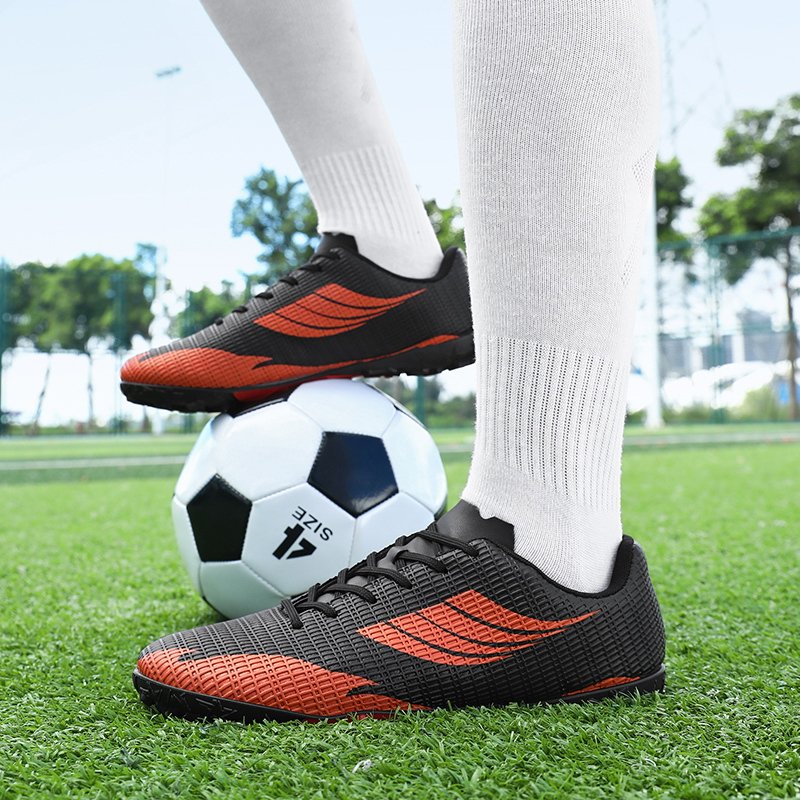 Best Selling Football Boots Original Full Knitted Waterproof Studded soccer Shoes LOW 31-45 Sport Football Boots Shoes