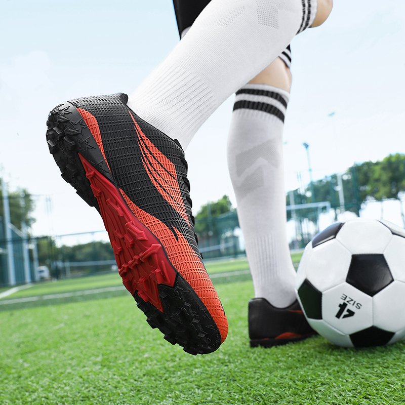 Best Selling Football Boots Original Full Knitted Waterproof Studded soccer Shoes LOW 31-45 Sport Football Boots Shoes