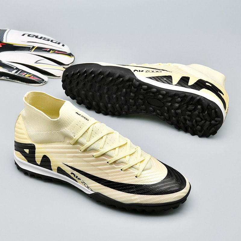 High Quality Sport Boots Football Shoes Soccer Boots For Boys Advanced Customized In stock