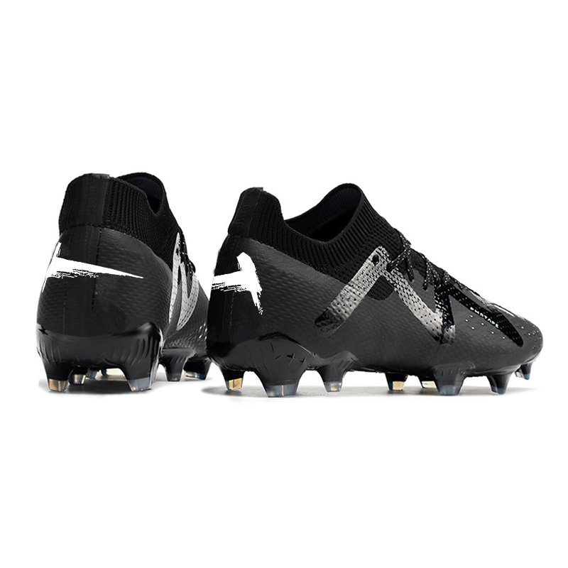 low price in stock Football Shoes Fotballsko wholesale Soccer Shoes Men Customized Brand Football Soccer Boots