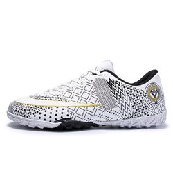 White(studs)