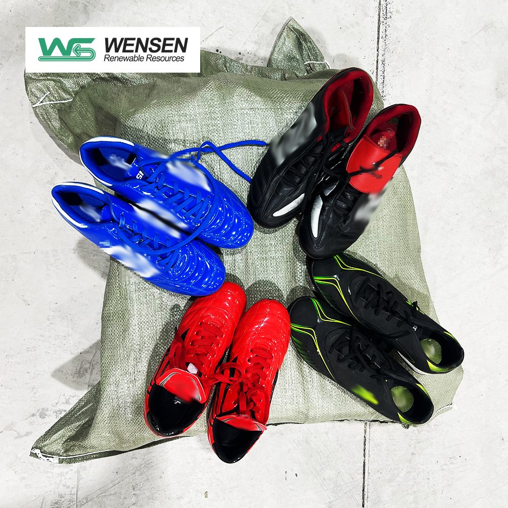 Wholesale Used Football Shoes China Brand Original Second Hand Soccer Cleats Shoes For Men